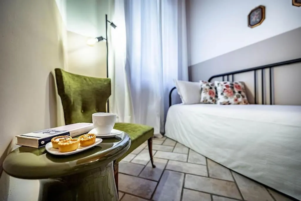 Chic Apartment Oriuolo At The Duomo Firenze 0*,  Italia