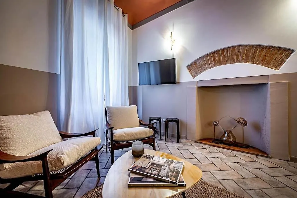 Chic Apartment Oriuolo At The Duomo Florence Italy