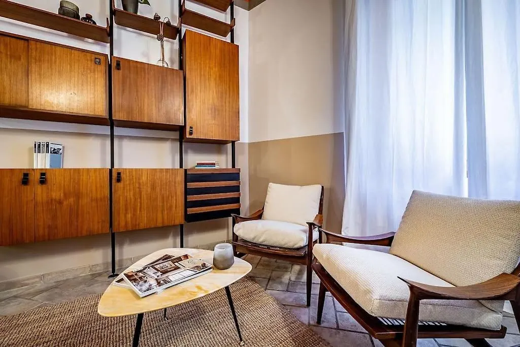 Chic Apartment Oriuolo At The Duomo Florence